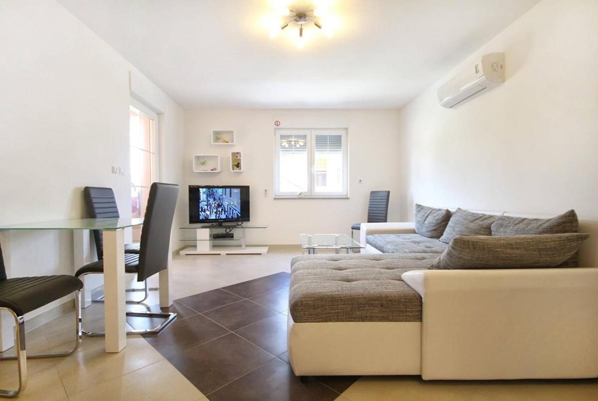 Apartment Borka メドゥリン エクステリア 写真